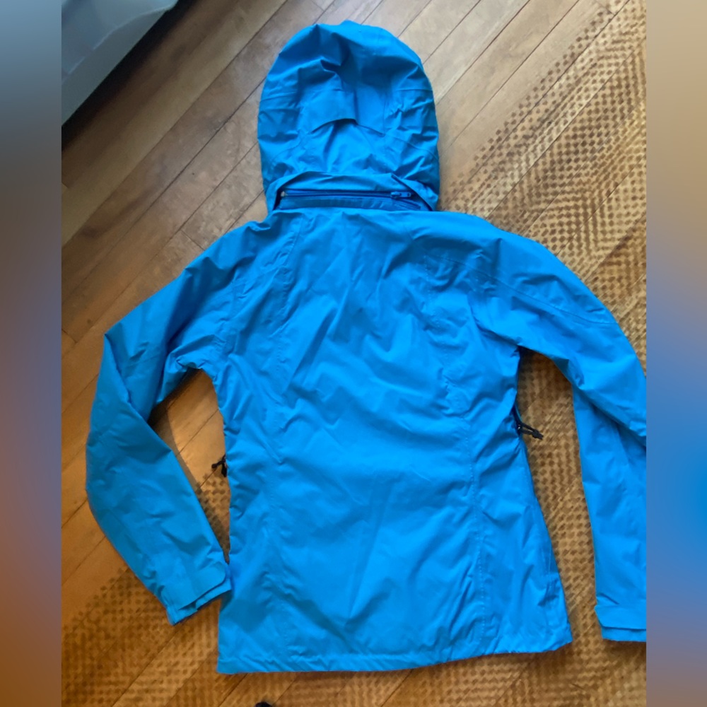 Columbia Rain/Spring Jackets - Picture 2 of 2